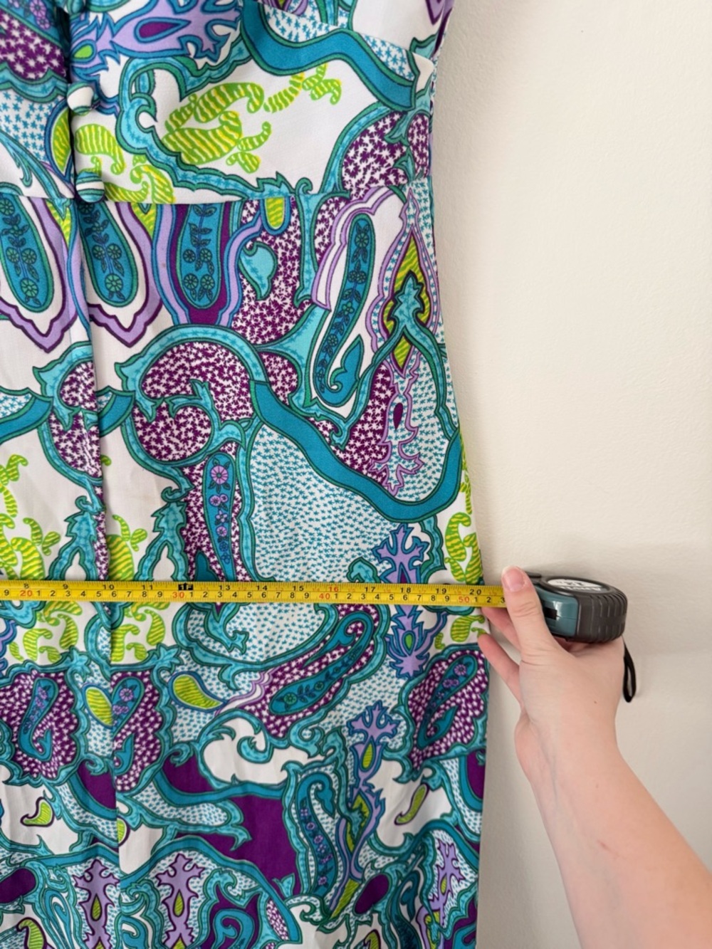 Vintage Hukilau Fashions Authentic Hawaiian Maxi Dress Size M
Teal Purpl Paisley - Picture 10 of 13